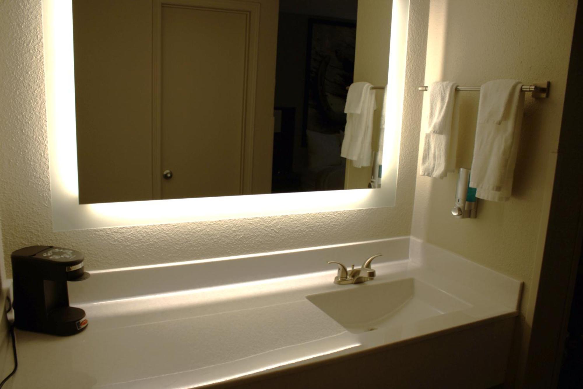 Boarders Inn And Suites By Cobblestone Lamar Missouri מראה חיצוני תמונה